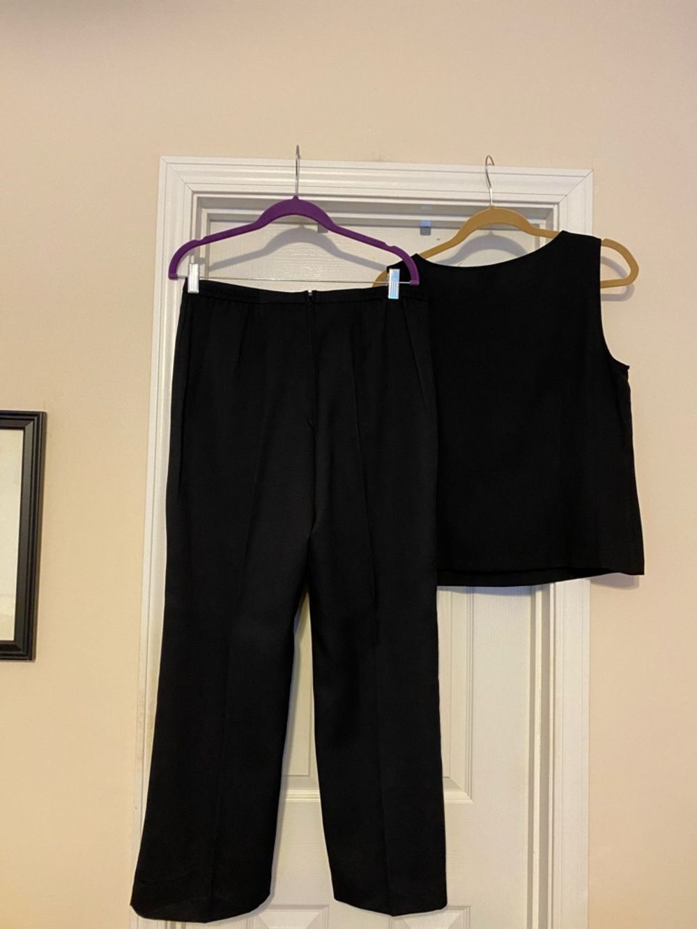 Kim‎ Rogers Black Sleeveless Crop Top with Wide-Leg Pants size 14P - Picture 2 of 3